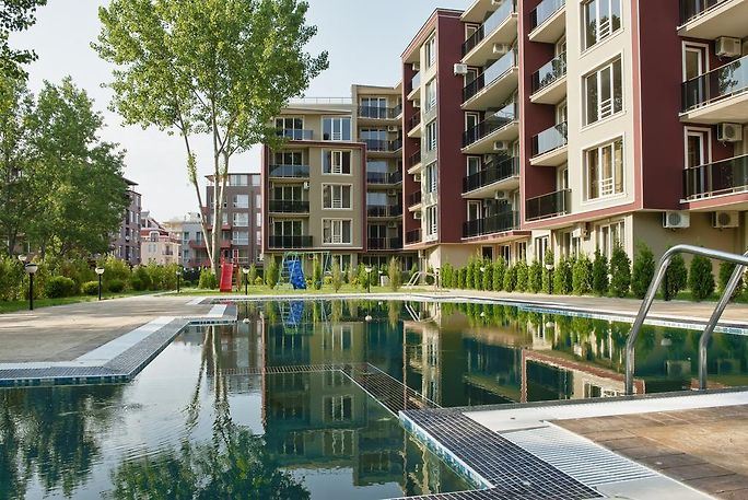 Apartment mit zwei Schlafzimmern und Poolblick in einer modernen Anlage in Sonnenstrand