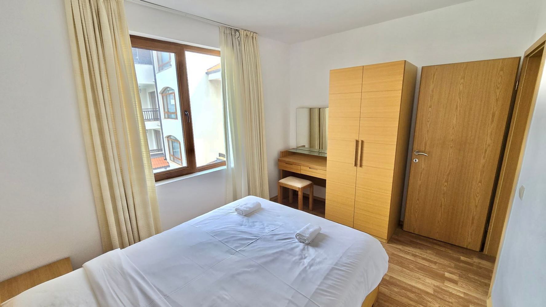 Attraktive Ein-Zimmer-Wohnung mit Poolblick in Aheloy