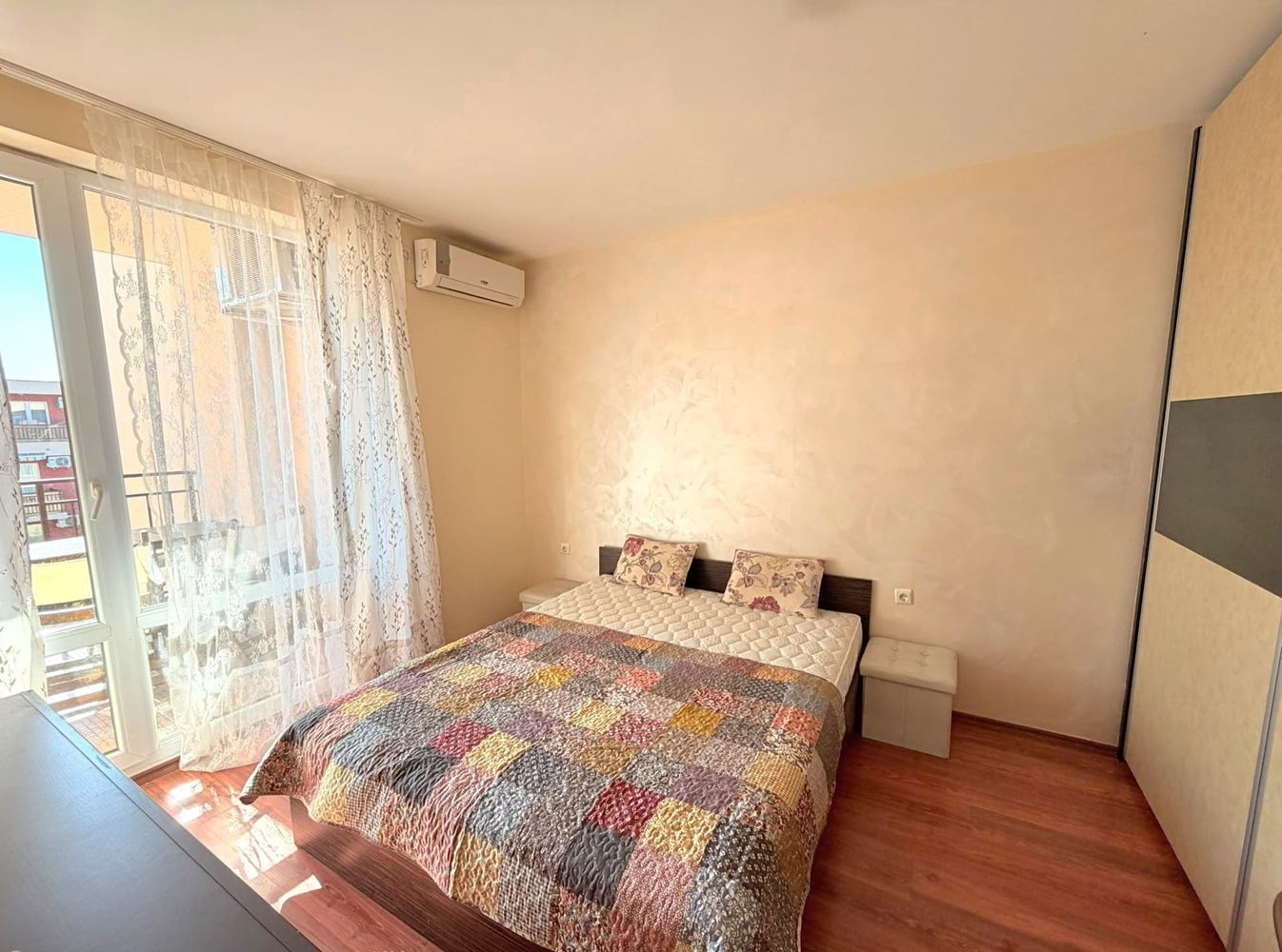 Helle und warme Zweizimmerwohnung mit einem Schlafzimmer in der Nähe des Aquaparks in Sonnenstrand – ausgezeichnete Investition zur Vermietung
