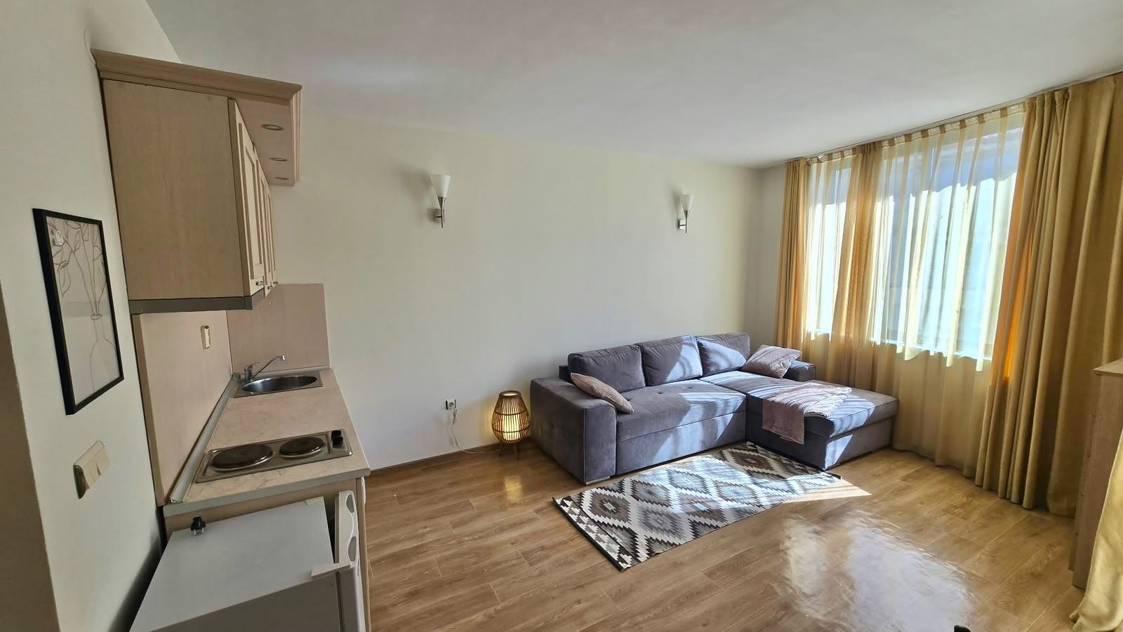 Südlich ausgerichtete 2-Zimmer-Wohnung mit Parkblick und fertigen Verkaufsunterlagen in Sonnenstrand