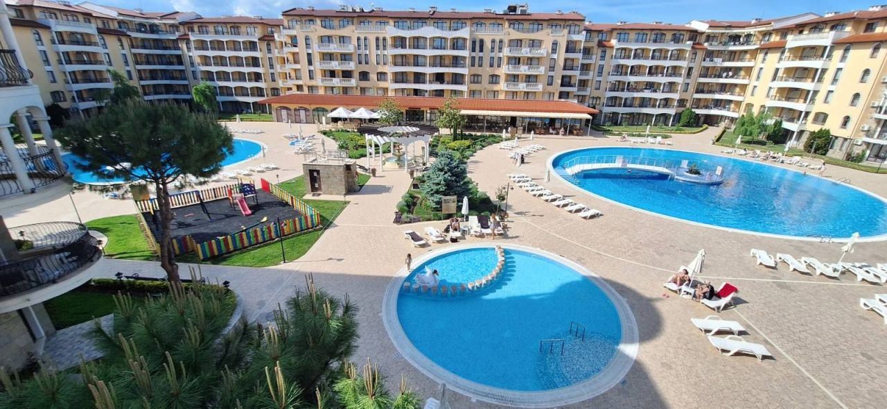 Modernes Ein-Zimmer-Apartment in einer prestigeträchtigen Anlage im Herzen von Sonnenstrand