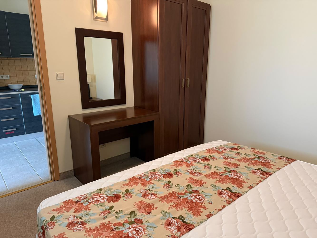 Geräumige Zweizimmerwohnung in erster Meereslinie in Pomorie
