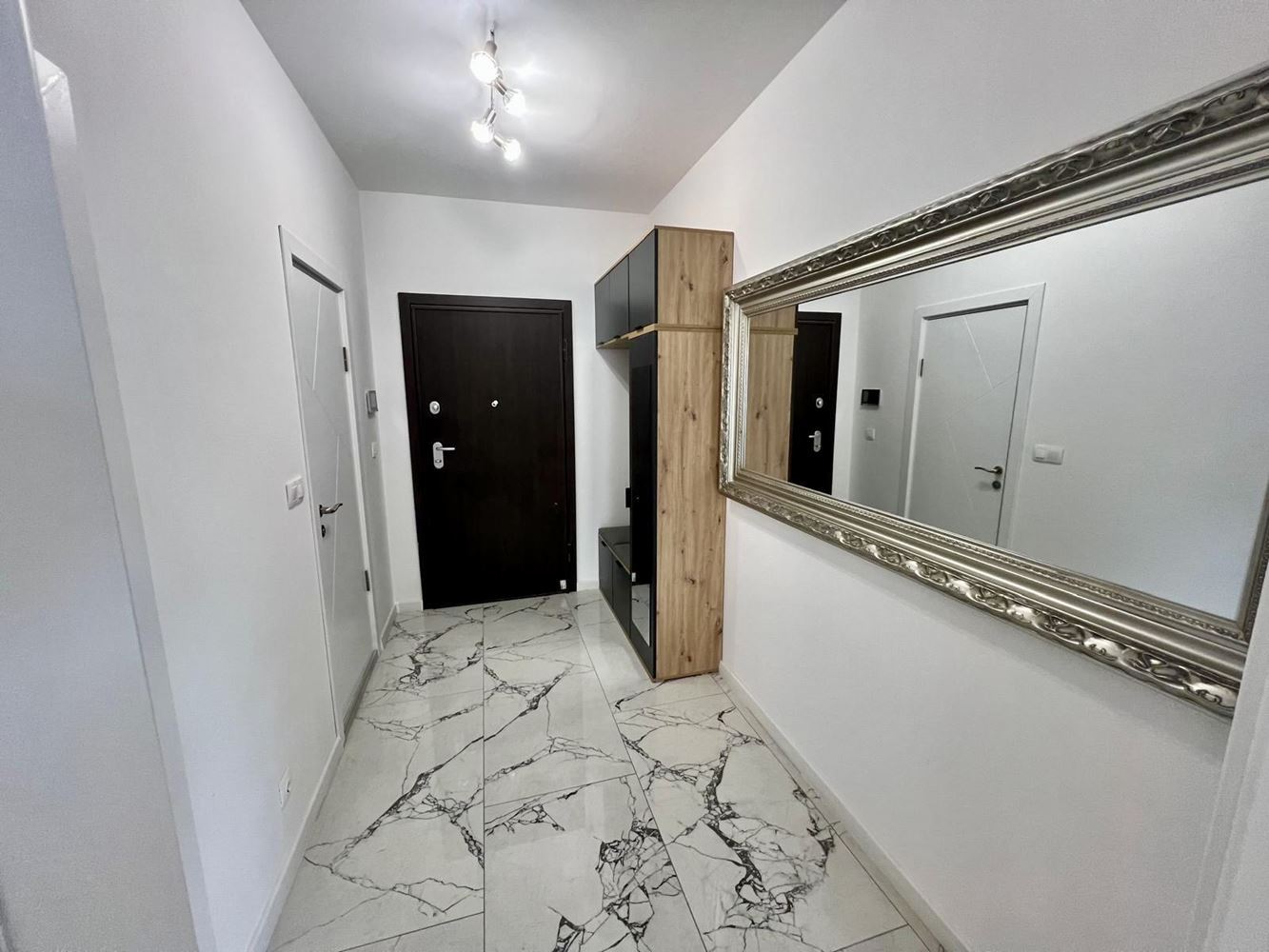 Moderne 2-Zimmer-Wohnung mit Panoramablick in einem renommierten Komplex – bezugsfertig