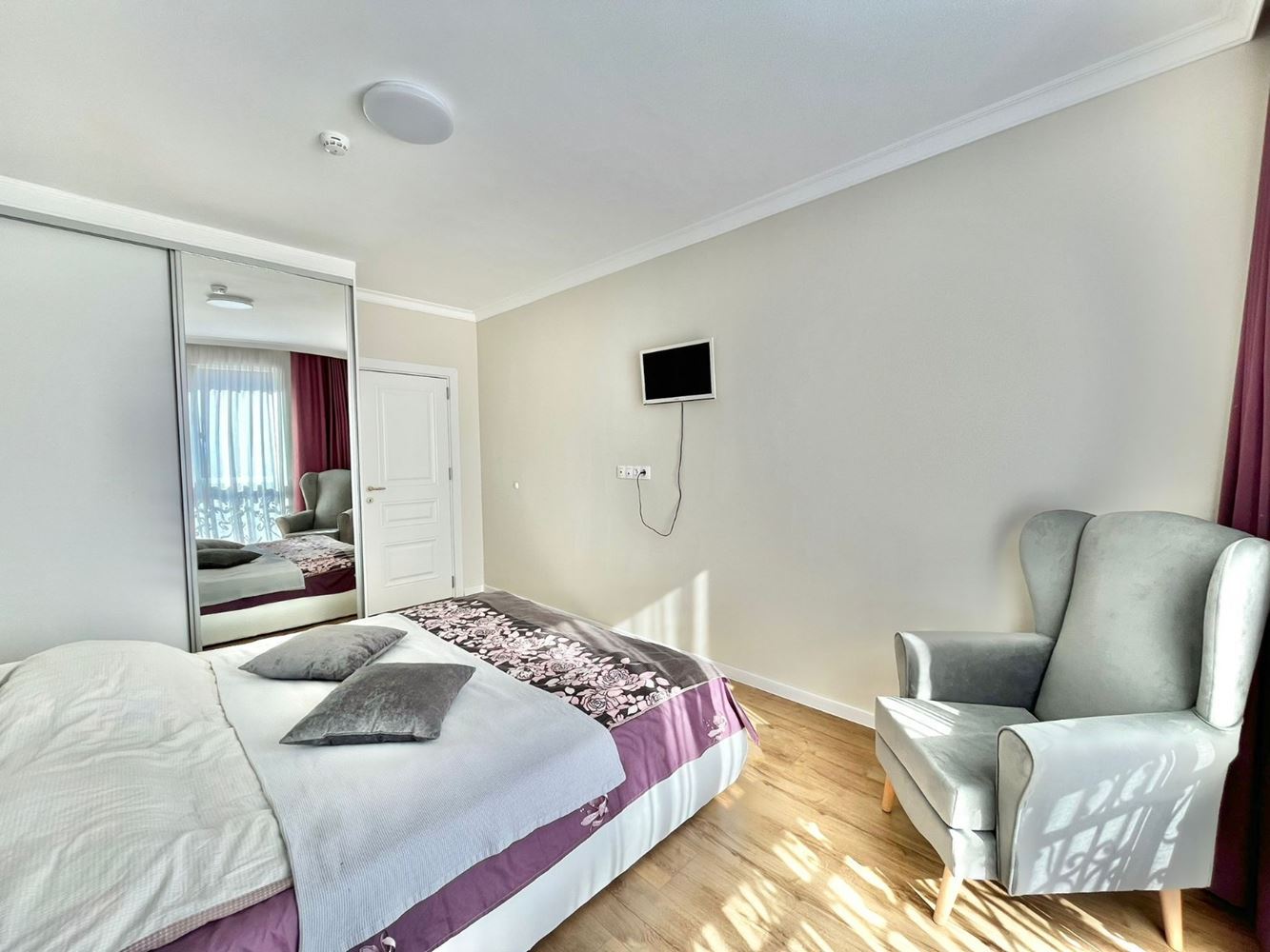 Doppelte 3-Zimmer-Wohnung auf zwei Ebenen im Zentrum von Rawda – Luxus, Komfort und ausgezeichnete Lage am Meer