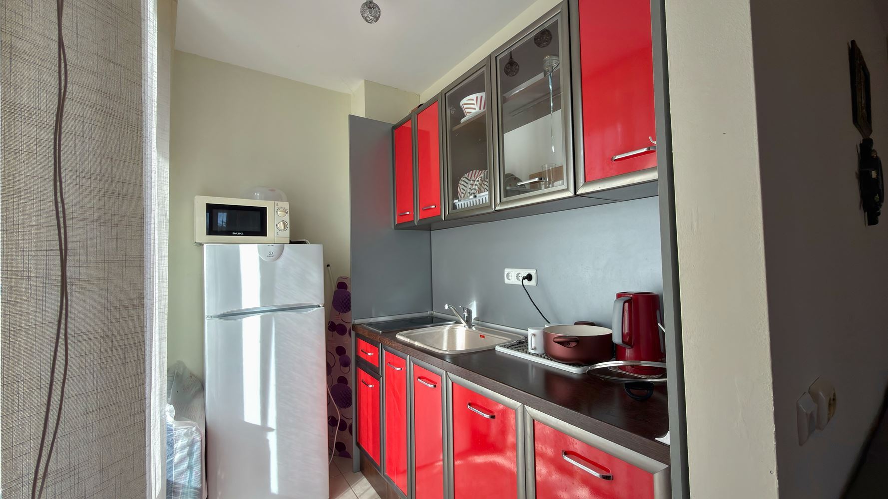 Geräumiges Studio mit Terrasse in einem modernen Komplex am Sonnenstrand – Komfort und Unterhaltung nur wenige Gehminuten vom Meer entfernt