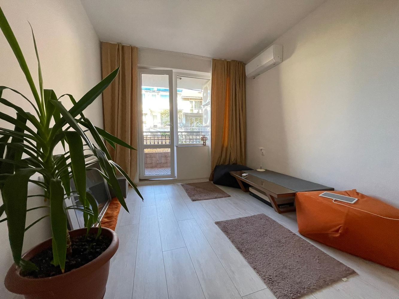 Möblierte Wohnung mit einem Schlafzimmer ohne Wartungsgebühr in Sarafovo