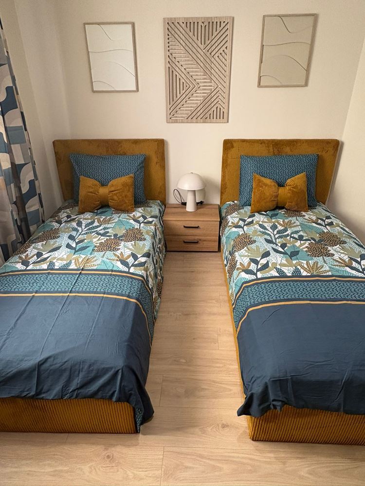 Zwei unabhängige Wohneinheiten mit Meerblick im Zentrum von Sveti Vlas – Designer-Interieur und eigener Parkplatz