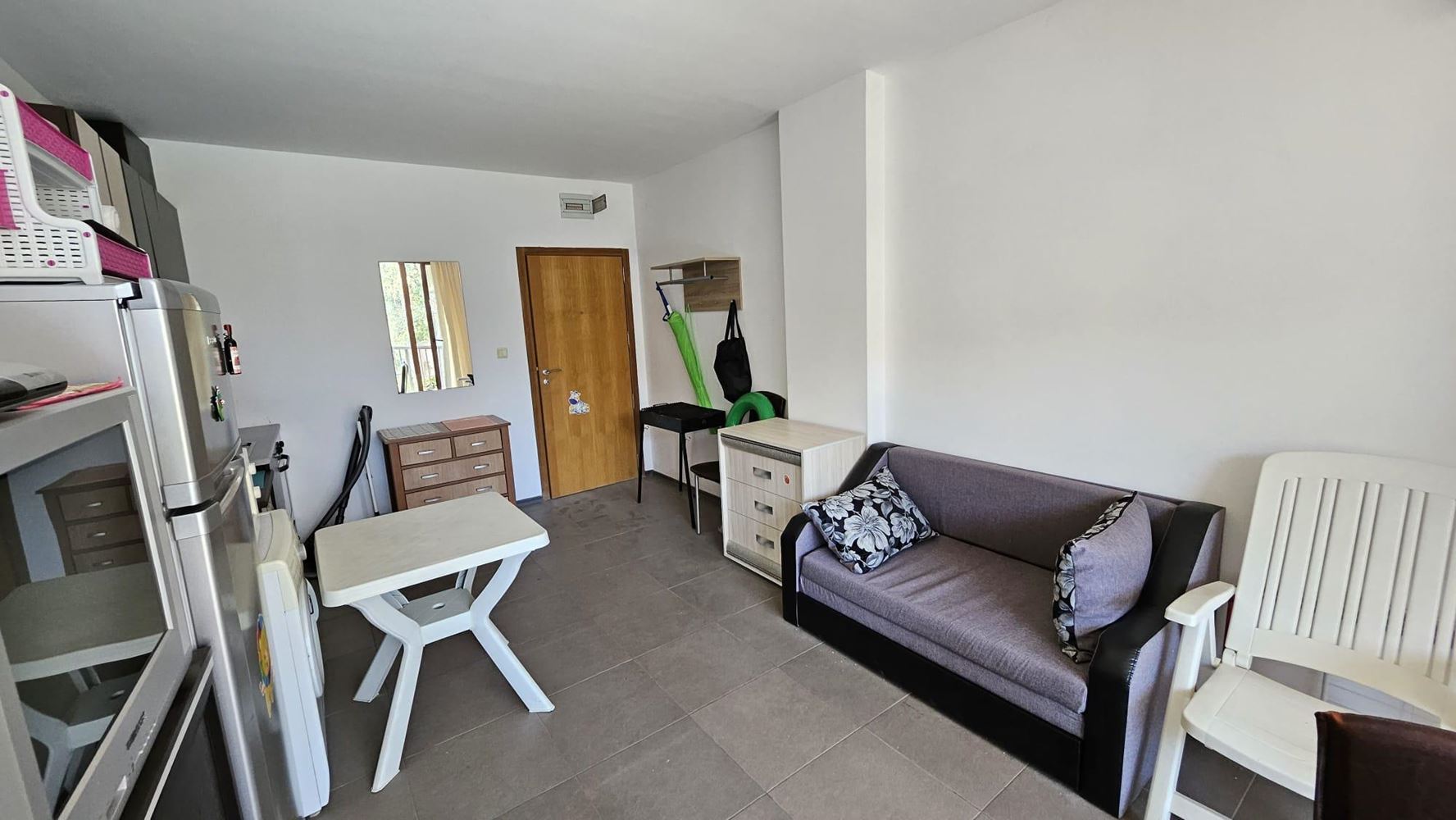 Wohnung in einer Wohnanlage in Sonnenstrand mit Swimmingpools, Restaurant und niedriger Instandhaltungsgebühr