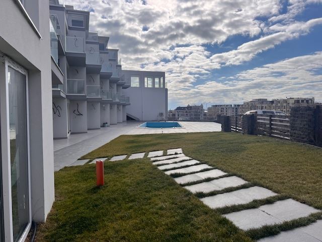 Kompaktes Studio in Sveti Vlas – 500 m vom Strand entfernt, Anlage mit Swimmingpool und Parkplatz