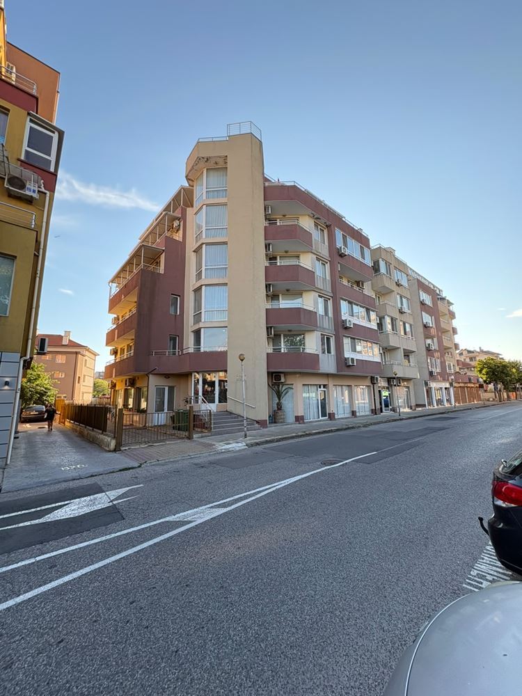Möbliertes Studio mit Südausrichtung 400 Meter vom Meer entfernt in Pomorie