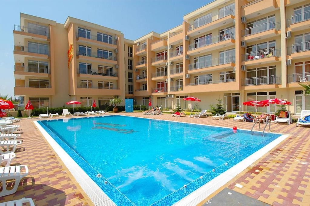 Geräumige 2-Zimmer-Wohnung in einer prestigeträchtigen Wohnanlage in Strandnähe in Sunny Beach