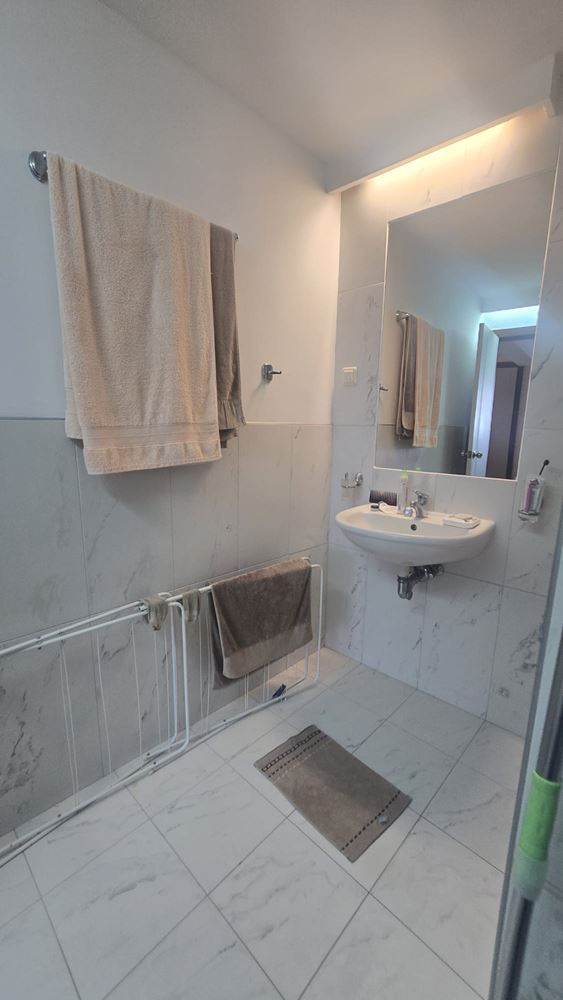 Großes Studio in Sveti Vlas mit hervorragender Fläche, praktischer Lage und bezugsfertig