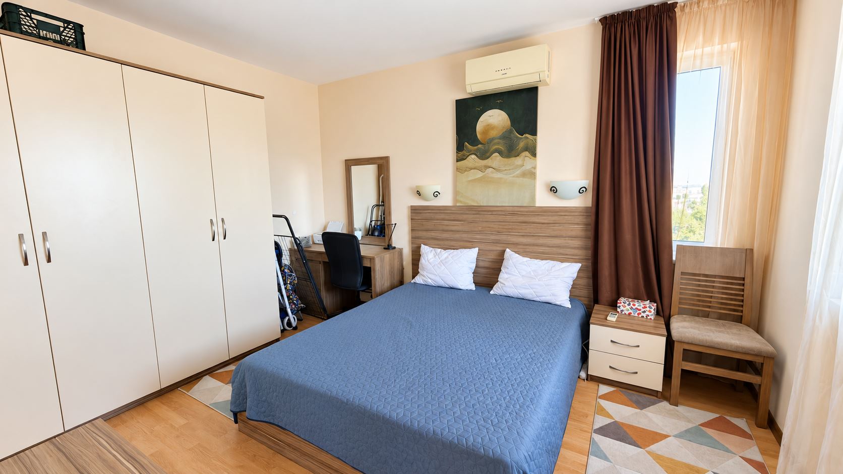 Gemütliche kleine Zwei-Zimmer-Wohnung in einer Anlage mit Swimmingpool und 24-Stunden-Sicherheitsdienst