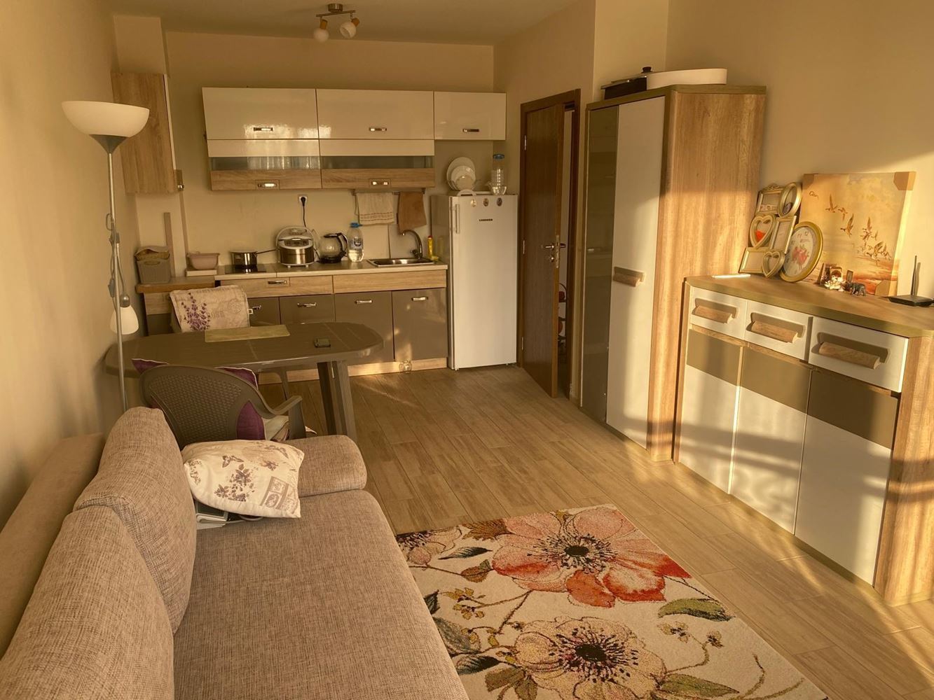 Wunderschöne Wohnung mit einem Schlafzimmer in Ravda mit Pools und hervorragenden Annehmlichkeiten – ideal für Urlaub und Investition