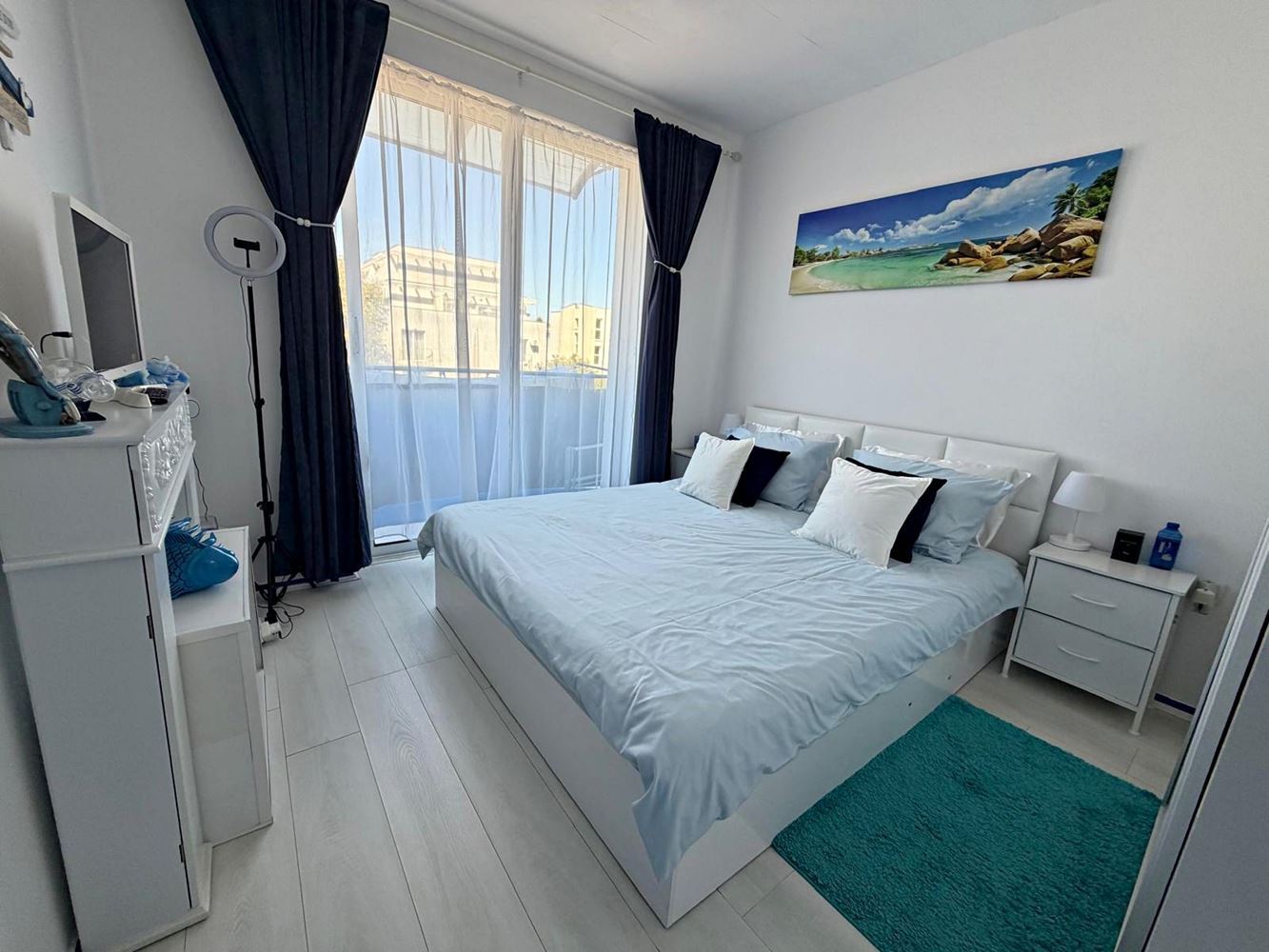 Stilvolle und vollständig renovierte Zweizimmerwohnung in Sonnenstrand – bezugsfertig