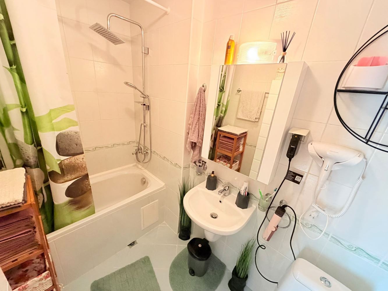 Luxuriöse Wohnung mit zwei Schlafzimmern und Poolblick in Aheloy – vollständig möbliert und bezugsfertig