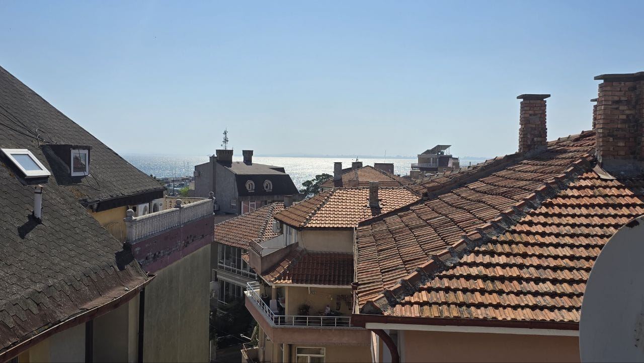 Maisonette-Wohnung mit Meerblick in Pomorie – ohne Instandhaltungsgebühr