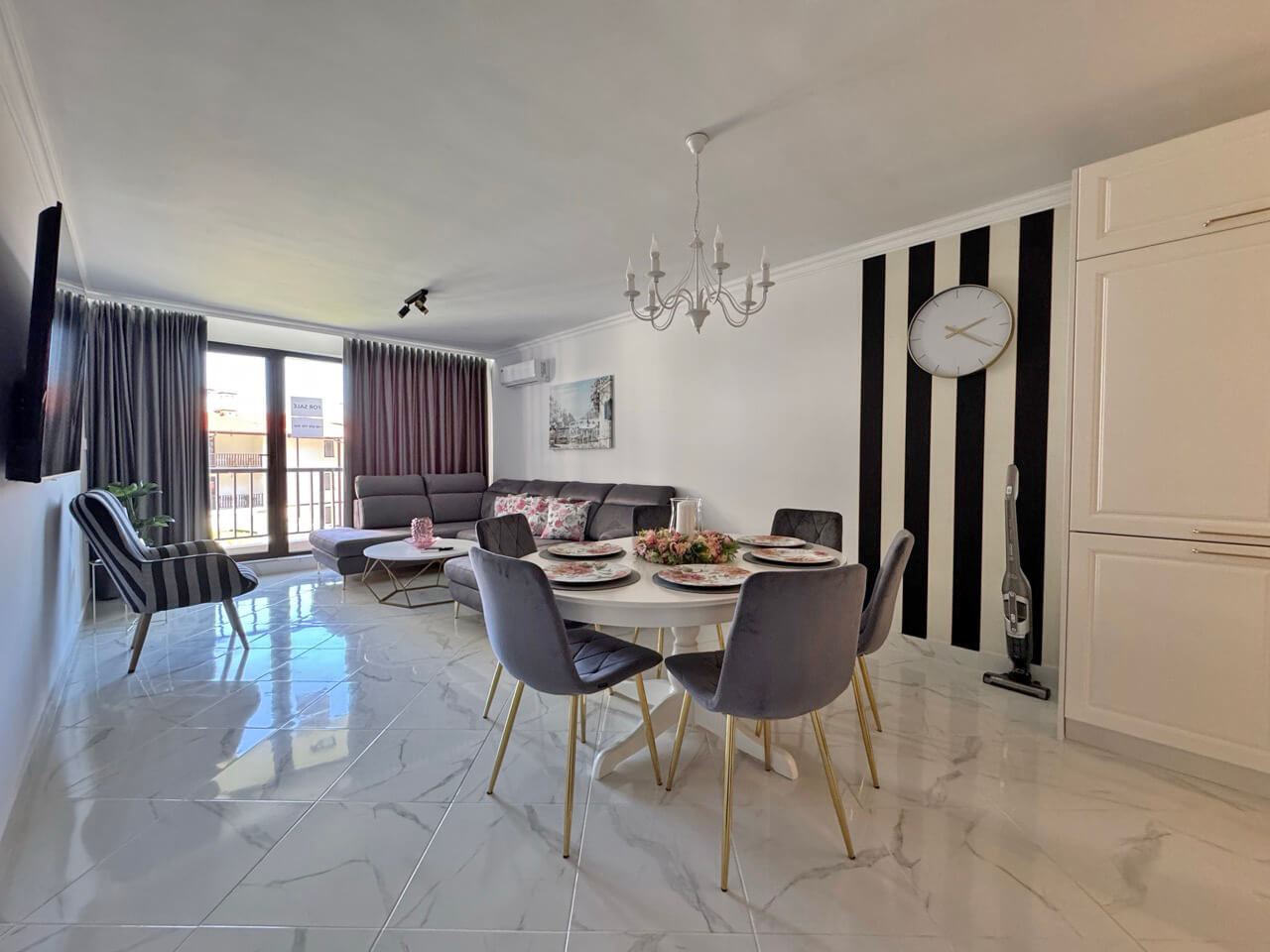 Geräumige 3-Zimmer-Wohnung in einer modernen Anlage in Sveti Vlas – Komfort zwischen Meer und Bergen