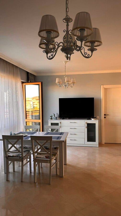 Luxuriöse Zwei-Schlafzimmer-Wohnung mit Panoramablick in Sveti Vlas