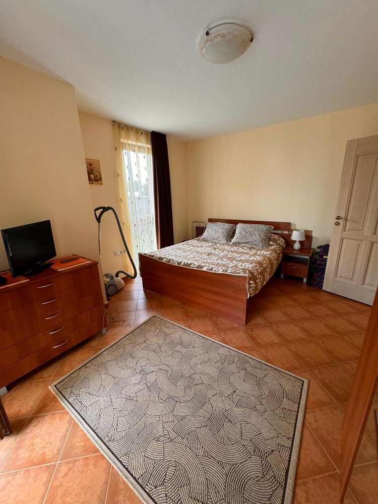 Geräumige 2-Zimmer-Wohnung in einer ganzjährig bewohnbaren Anlage – ausgezeichnete Wahl zum Wohnen und Investieren
