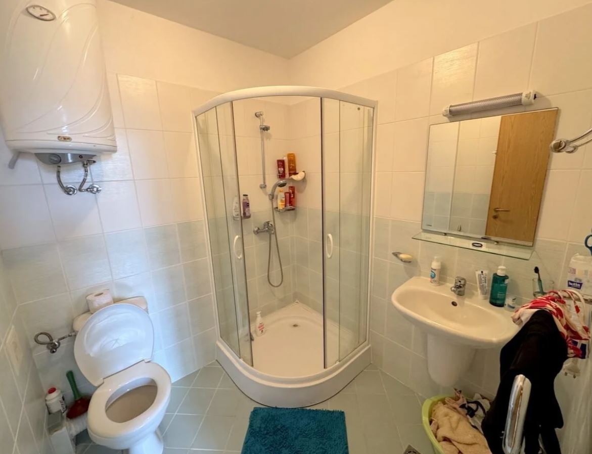 Wohnung mit zwei Schlafzimmern in erster Meereslinie in Ravda – Panoramablick auf das Meer und prestigeträchtige Lage