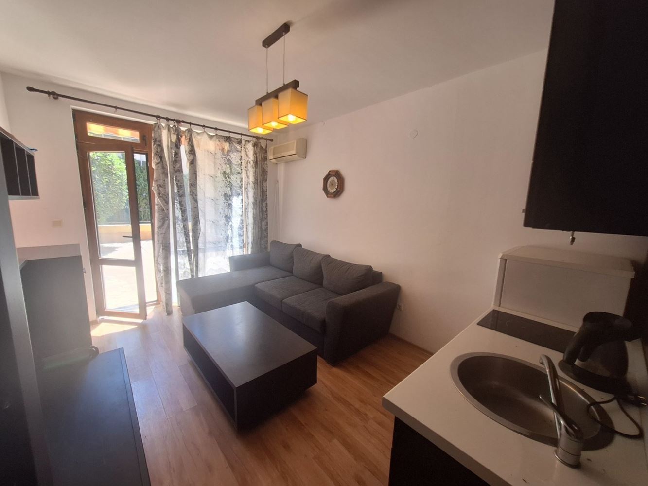 Gemütliche 2-Zimmer-Wohnung im Erdgeschoss, 300 Meter vom Meer in Sveti Vlas