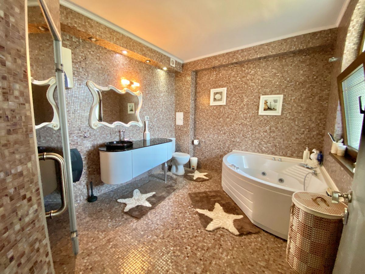 Einzigartige Maisonette-Wohnung in einer Premiumanlage in der Stadt Nessebar