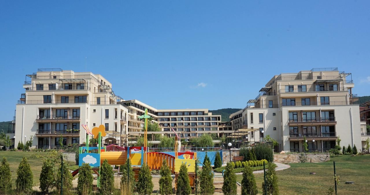 Wohnung mit einem Schlafzimmer in einer modernen Wohnanlage in Sveti Vlas – gemütliche bezugsfertige Immobilie