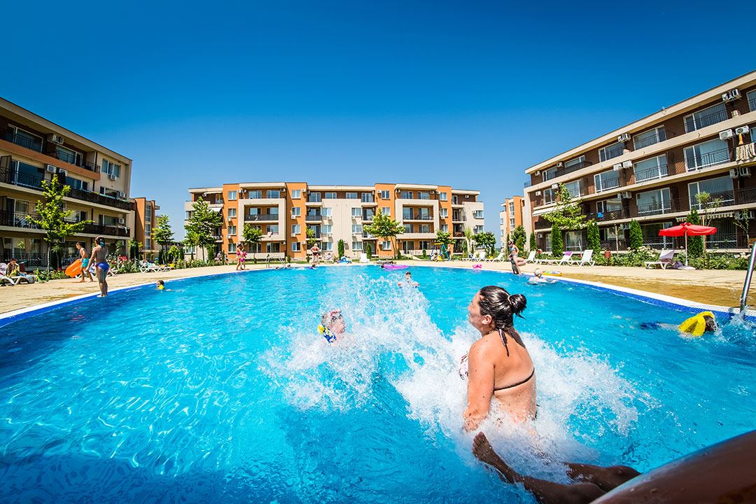 Modernes Studio mit neuer Renovierung und ruhigem Ausblick – ein perfekter Ort zur Erholung am Sonnenstrand