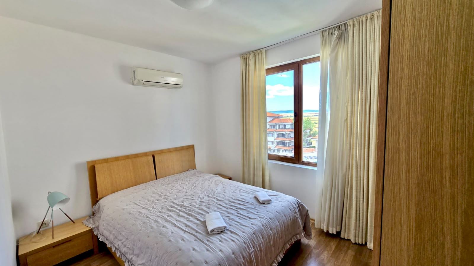 Attraktive 2-Zimmer-Wohnung mit Poolblick in Aheloy