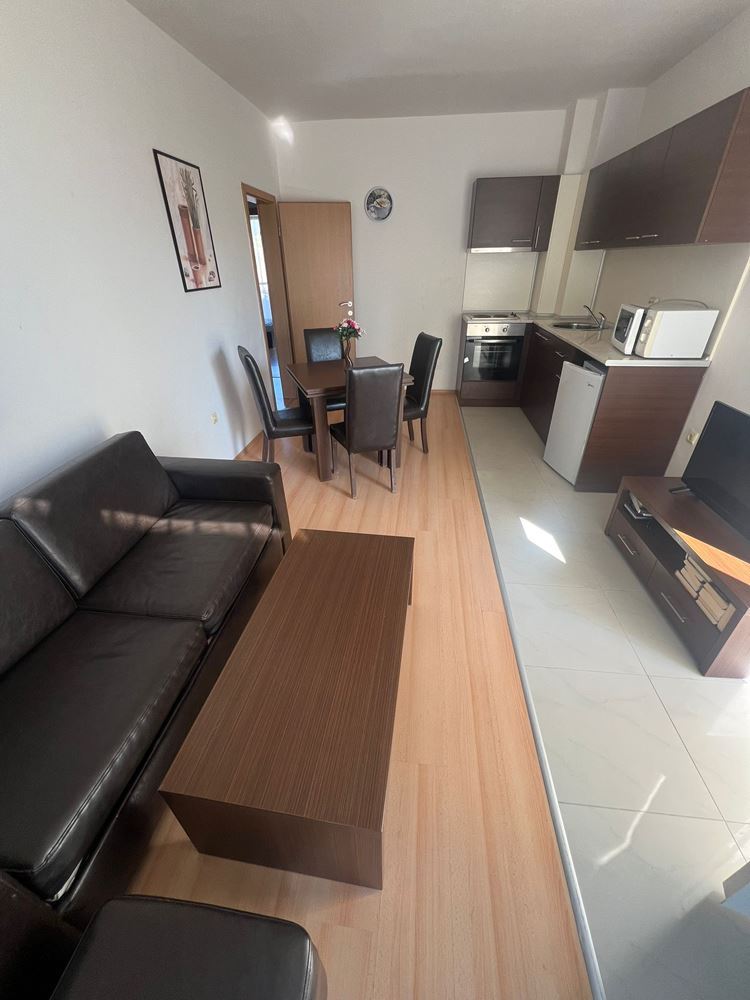 Zwei-Zimmer-Wohnung zwischen Sonnenstrand und Sveti Vlas