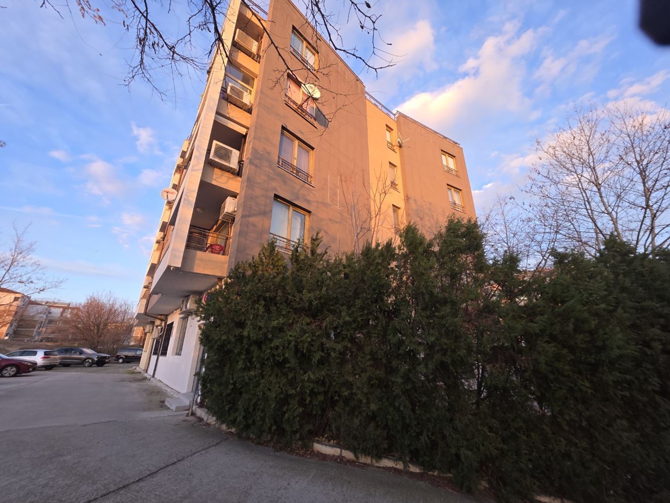 Nessebar: luxuriöse Wohnung mit zwei Schlafzimmern und Panoramablick auf das Meer – 183 m² Großzügigkeit, Komfort und Stil