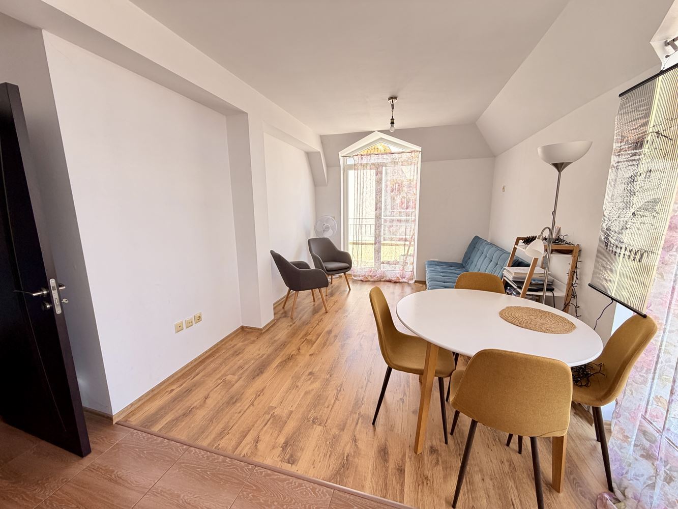 Geräumige 2-Zimmer-Wohnung in hervorragender Lage im Stadtteil Schwarzes Meer, Nessebar