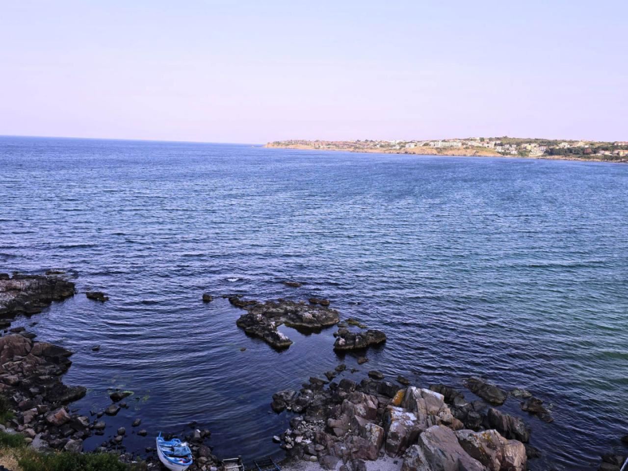 Sozopol – 2-Zimmer-Wohnung in absoluter erster Meereslinie am Harmani-Strand