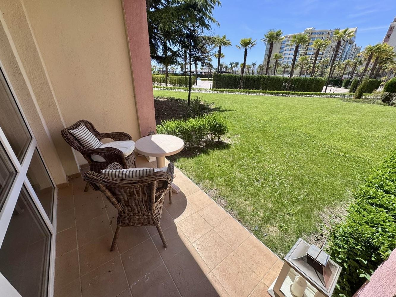 Luxuriöse Einzimmerwohnung in einem prestigeträchtigen First-Line-Komplex – Komfort, Stil und endlose Annehmlichkeiten