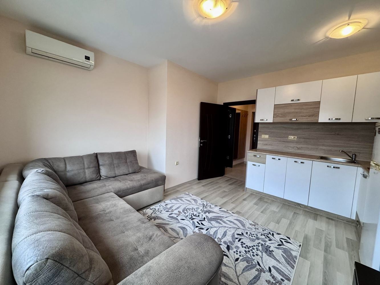 2-Zimmer-Wohnung mit Panoramameerblick in Nessebar – nur 200 m vom Strand entfernt, ausgezeichnete Investition und Zuhause am Meer