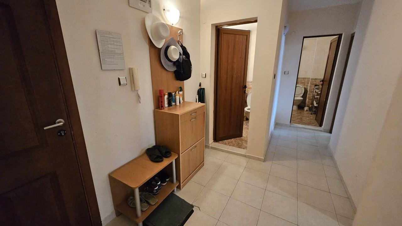 Geräumige Drei-Zimmer-Wohnung in Sveti Vlas – nur 100 m vom Strand und Yachthafen entfernt