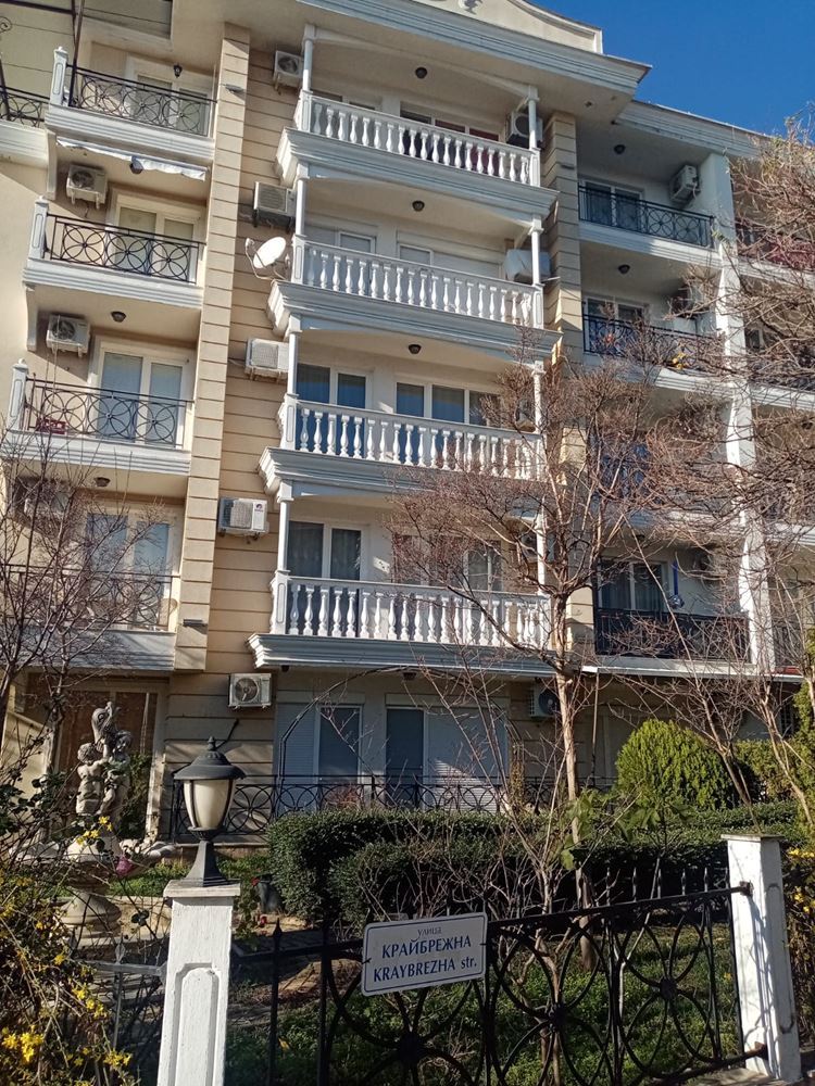 3-Zimmer-Wohnung mit Meerblick nahe dem Südstrand – Ravda, Komfort und Ruhe in Toplage