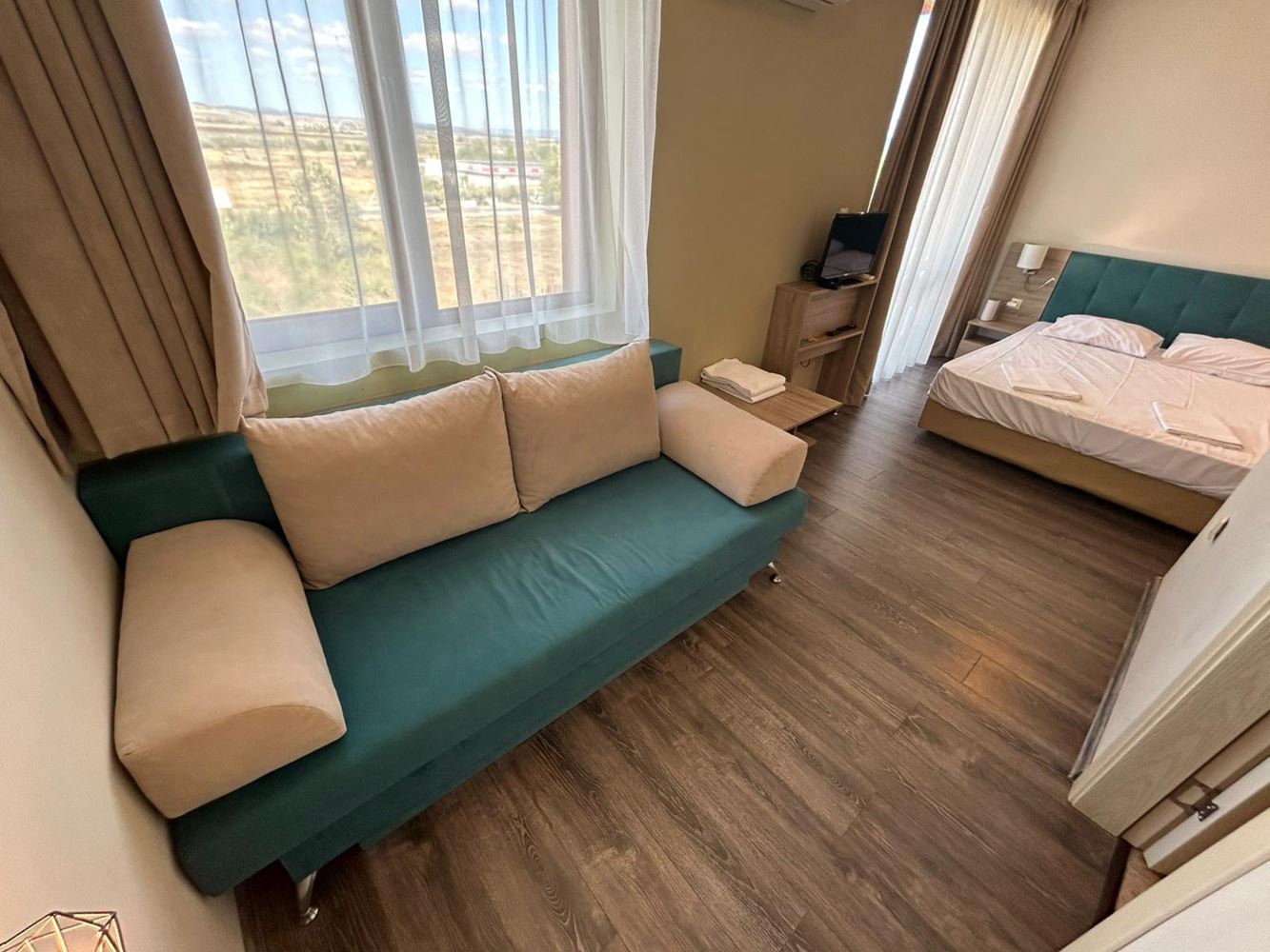 Gemütliches Studio in modernem Komplex mit hervorragenden Annehmlichkeiten am Sonnenstrand