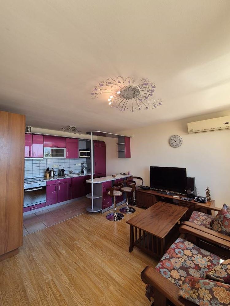 Luxuriöse 2-Zimmer-Wohnung mit Panoramablick auf das Meer in Sweti Wlas – Großzügigkeit, Komfort und prestigeträchtige Lage