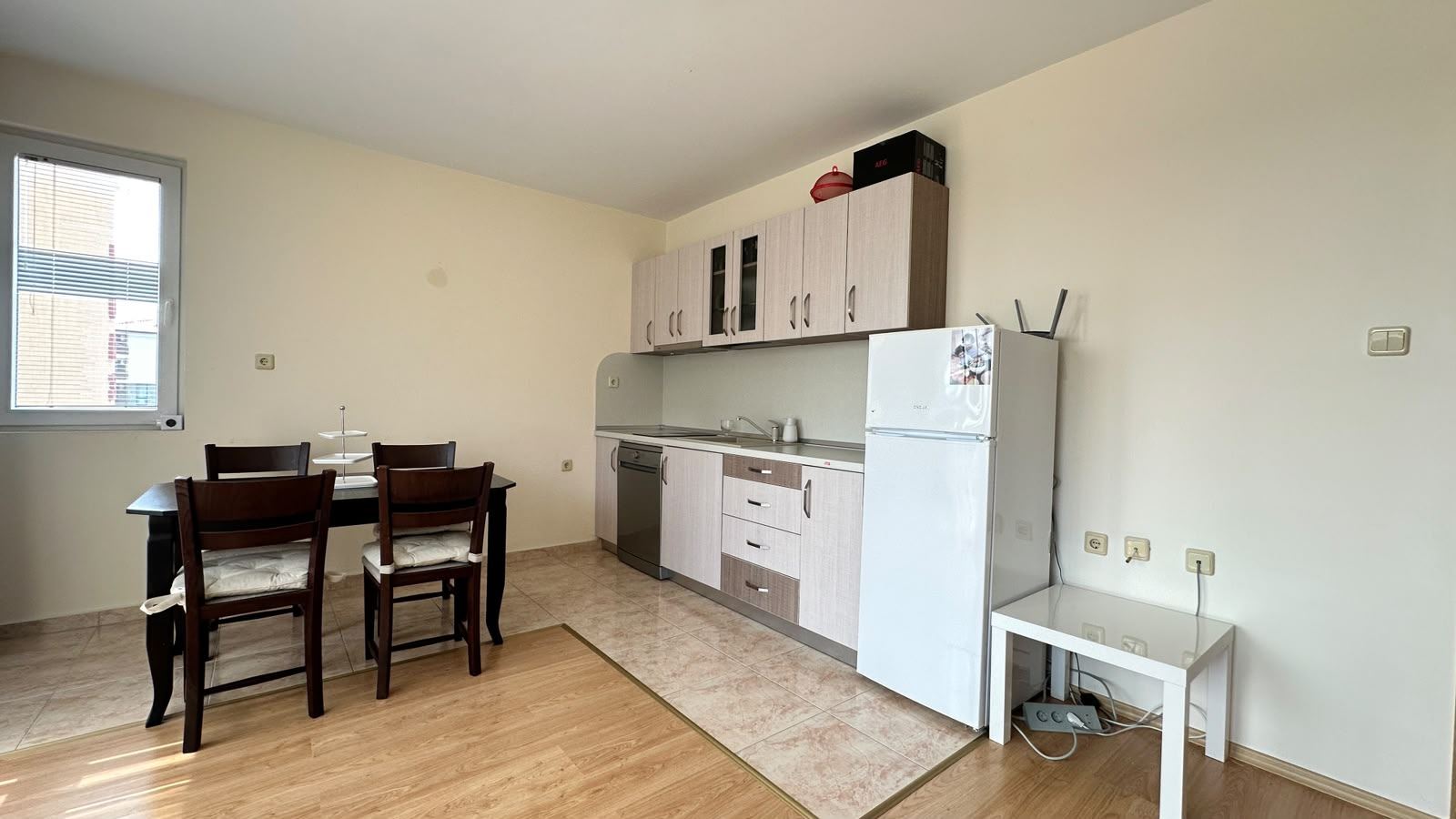 Helle Drei-Zimmer-Wohnung in ruhiger Lage in Nessebar mit niedriger Instandhaltungsgebühr