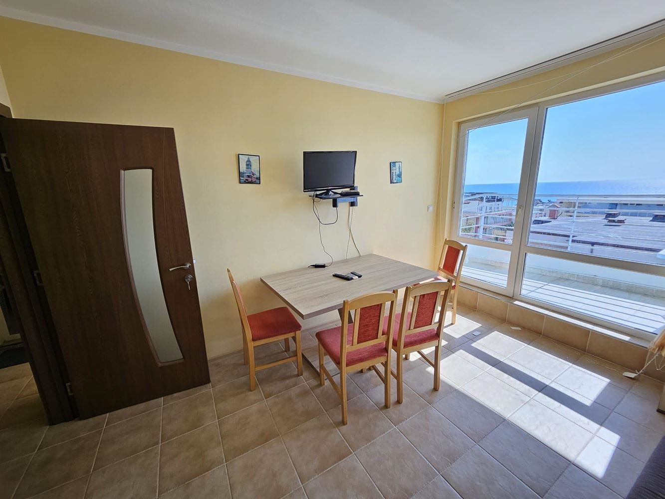2-Zimmer-Wohnung mit Panoramablick auf das Meer in Sveti Vlas