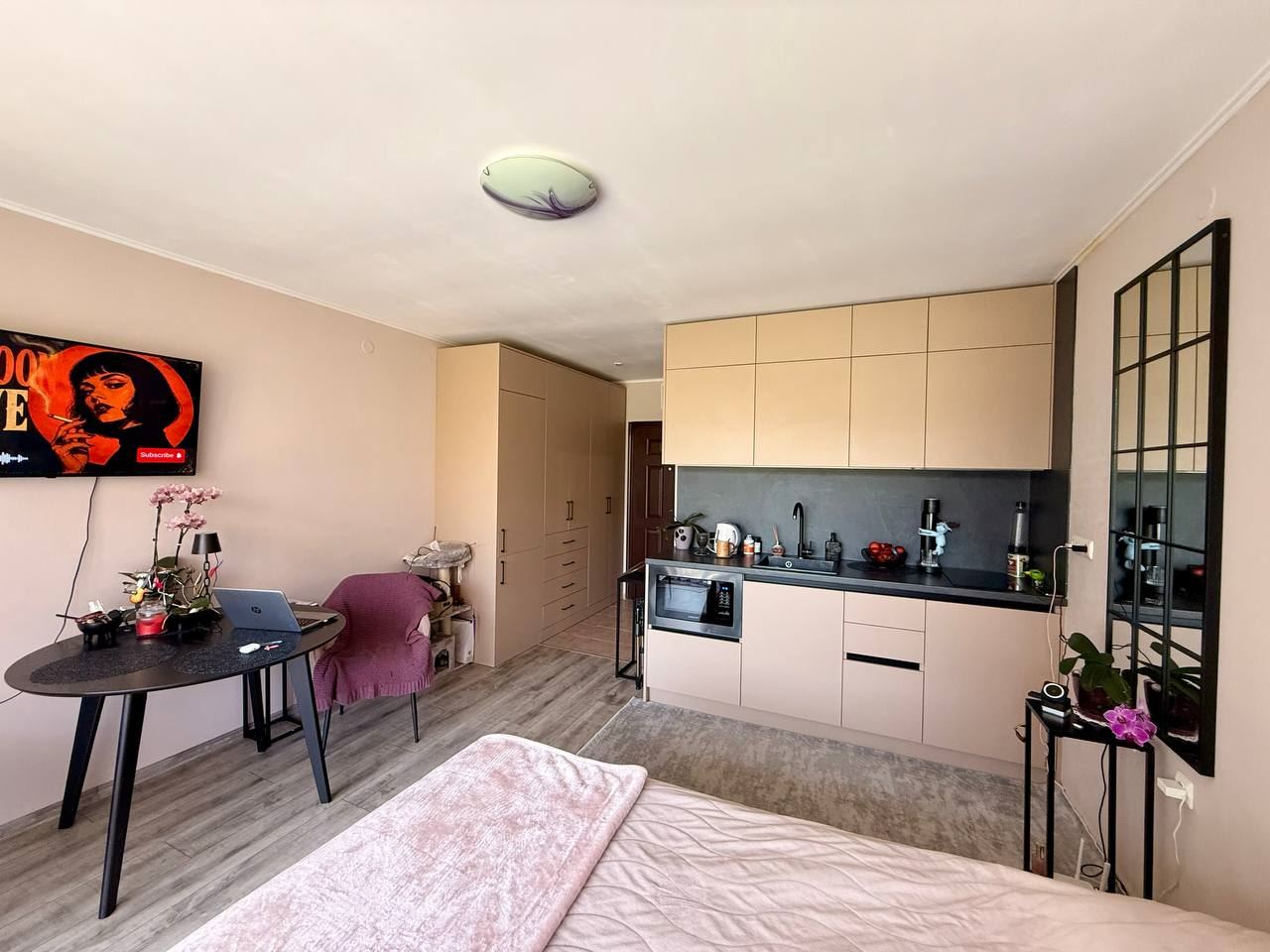 Gemütliches Studio-Apartment in einer modernen Wohnanlage mit luxuriösen Annehmlichkeiten und ausgezeichneter Lage