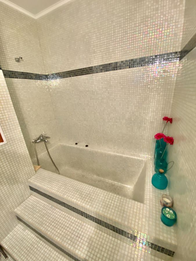 Einzigartige Maisonette-Wohnung in einer Premiumanlage in der Stadt Nessebar