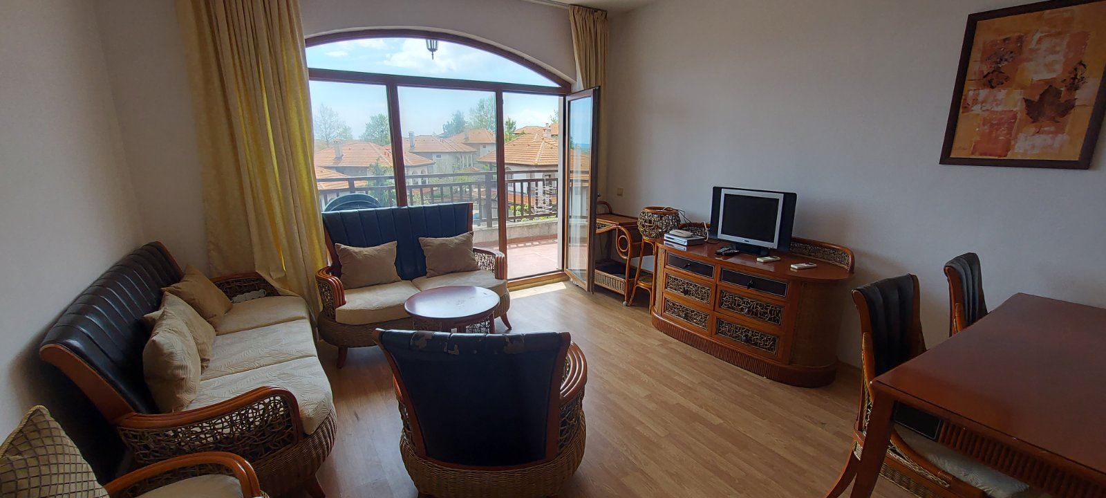 2-Zimmer-Wohnung mit Panoramameerblick in Aheloy – Komfort, Raum und Ruhe