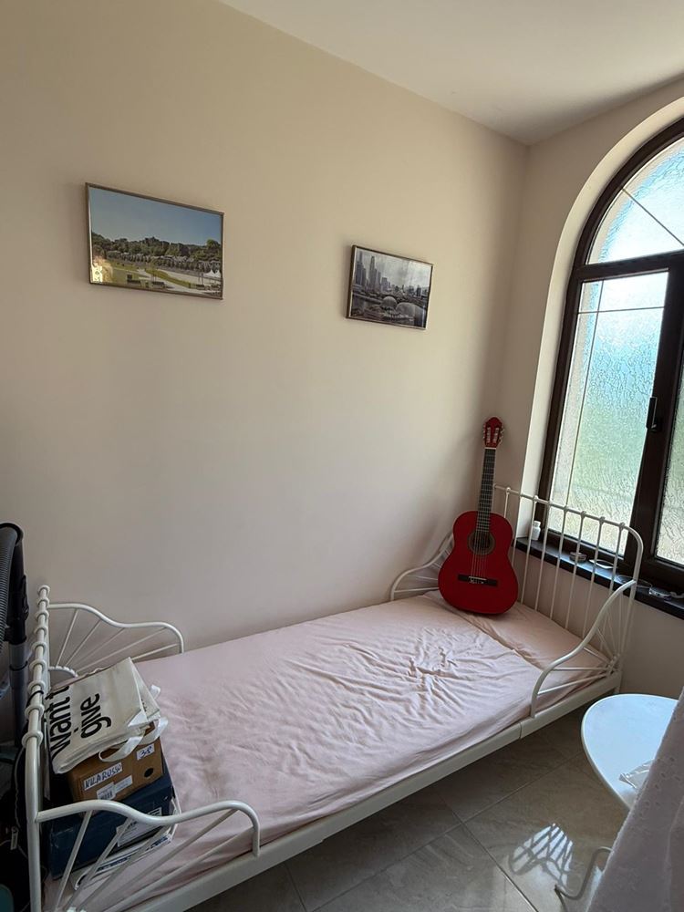 Luxuriöses Maisonette-Apartment mit großzügiger Veranda und Poolblick in Sveti Vlas