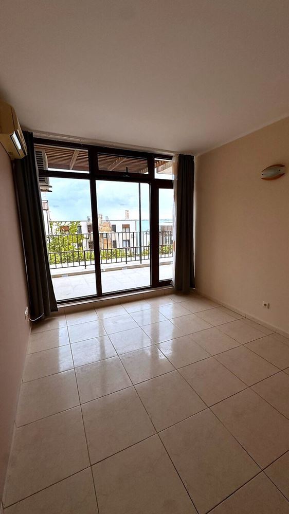 Drei-Zimmer-Wohnung mit Meerblick in einer prestigeträchtigen Anlage in Sveti Vlas