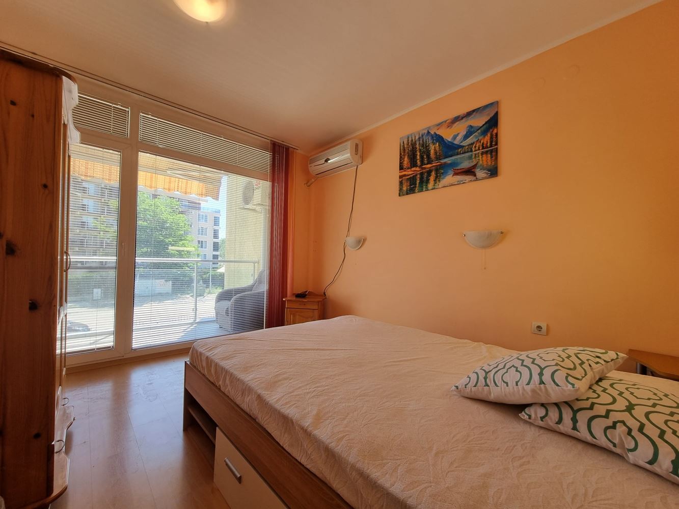 Möblierte Wohnung mit einem Schlafzimmer in Sunny Beach – funktionale Immobilie mit Ausstattung und niedriger Instandhaltungsgebühr