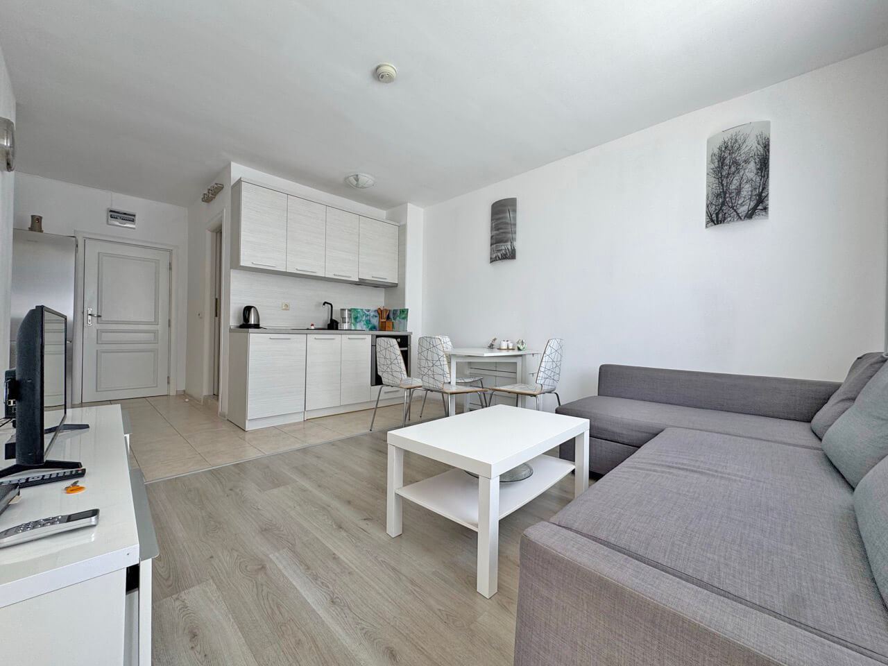 2-Zimmer-Wohnung in einer ruhigen und grünen Anlage in Sonnenstrand