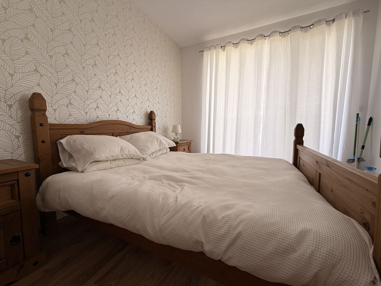 Drei-Zimmer-Wohnung mit Panoramaterrasse am Stadtrand von Sunny Beach – Komfort, Ruhe und Stil